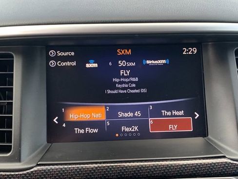 Used 2020 Nissan Pathfinder SL image 21