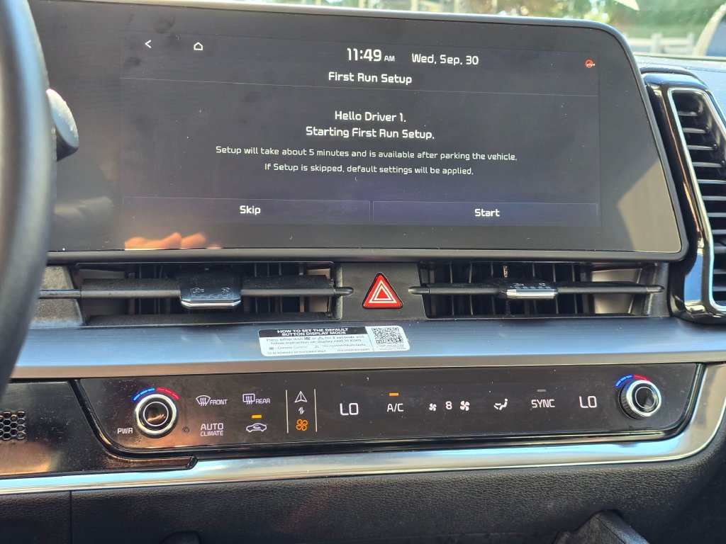 Certified 2023 Kia Sportage EX FWD image 17