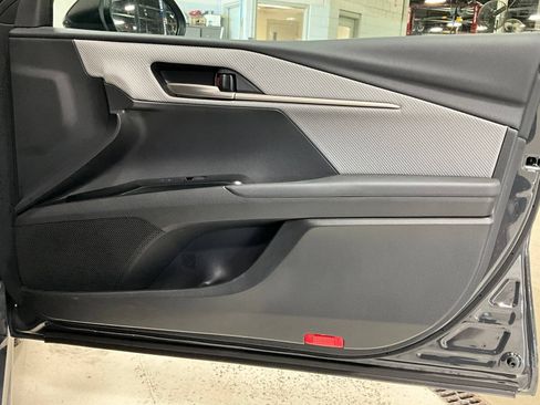 Used 2025 Toyota Camry SE FWD image 23
