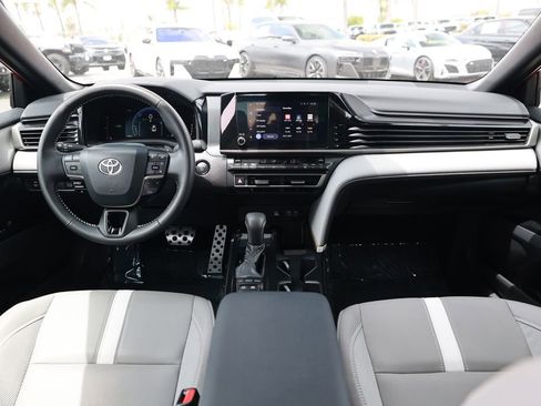 Used 2026 Toyota Camry SE FWD image 25