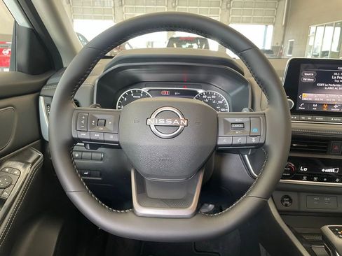 Certified 2026 Nissan Rogue SV image 13