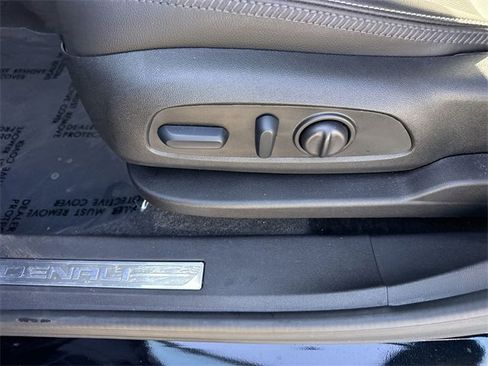 Used 2024 GMC Terrain Denali w/ Denali Premium Package image 12