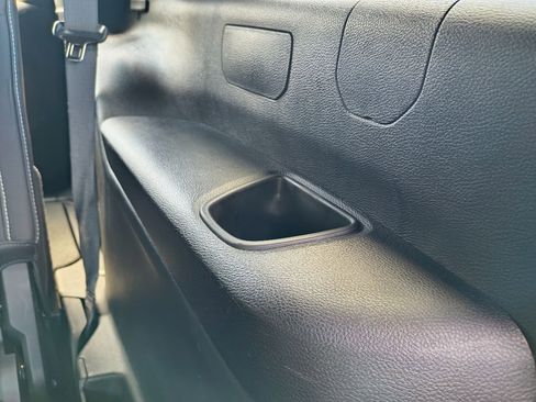 Used 2024 Jeep Grand Cherokee L Laredo image 33