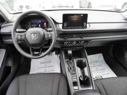 Used 2023 Honda Accord LX image 2