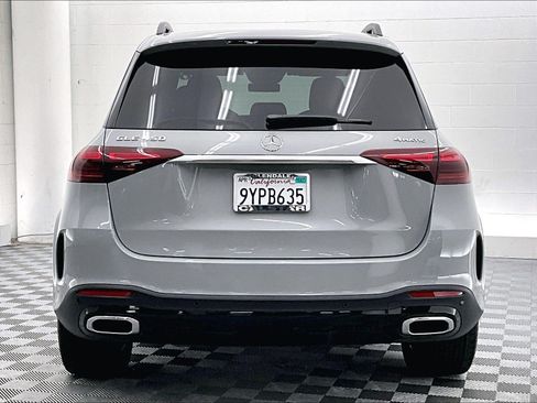 Used 2026 Mercedes-Benz GLE 450 4MATIC image 3