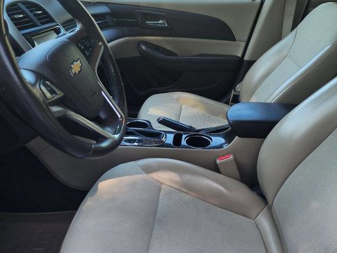 Used 2014 Chevrolet Malibu LT image 9