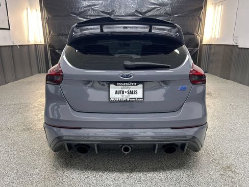 Used 2017 Ford Focus RS AWD/4WD image 5