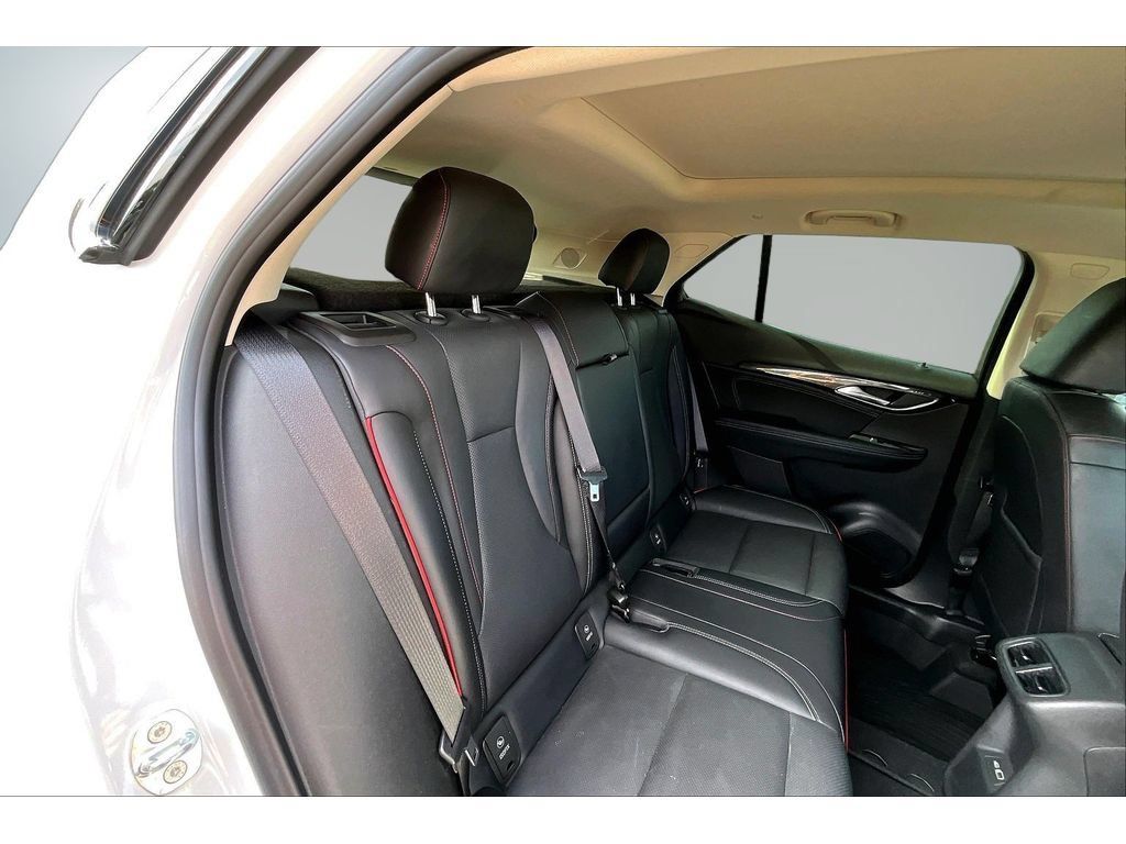 Used 2023 Buick Envision Essence w/ Technology Package I AWD/4WD image 25