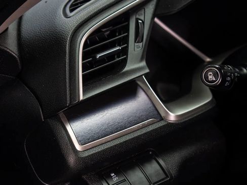 Used 2016 Honda Civic EX-L image 9