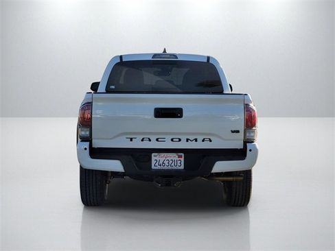 Used 2021 Toyota Tacoma TRD Off-Road image 5