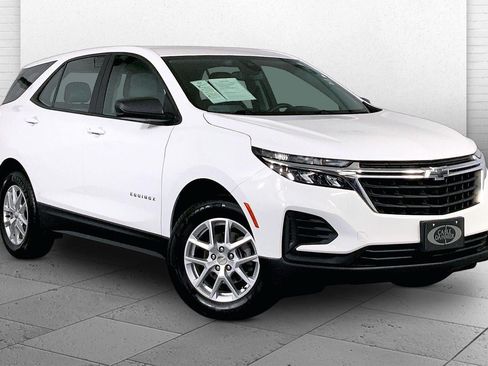 Used 2024 Chevrolet Equinox LS AWD/4WD image 1