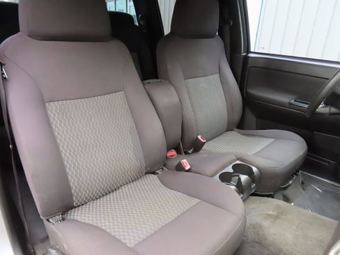 Used 2012 GMC Canyon SLE image 30