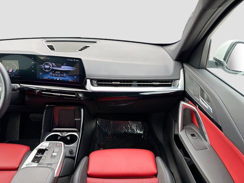 Certified 2025 BMW X1 xDrive28i image 19