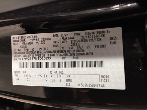 Used 2022 Ford F250 XLT w/ Black Appearance Package image 28