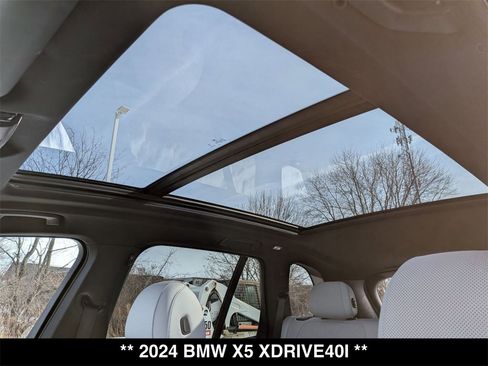 Certified 2024 BMW X5 xDrive40i w/ M Sport Package image 15
