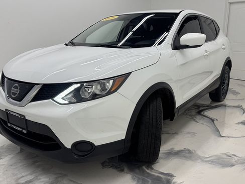 Used 2019 Nissan Rogue Sport S AWD/4WD image 4