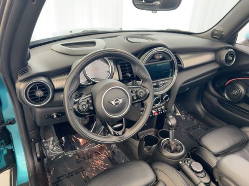 Used 2019 MINI Cooper S w/ Driver Assistance Package image 4