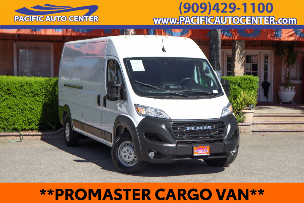 Used 2025 RAM ProMaster 3500 w/ Convenience Group FWD image 1