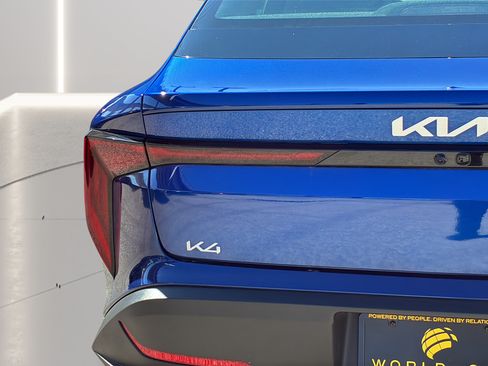 Certified 2025 Kia K4 EX FWD image 30