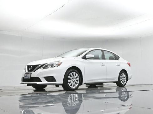 Used 2019 Nissan Sentra S FWD image 45