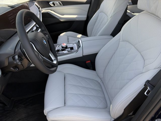 Used 2026 BMW X5 xDrive40i w/ Executive Package AWD/4WD image 19