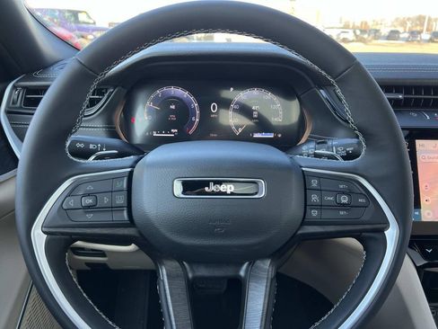 New 2026 Jeep Grand Cherokee L Limited image 14