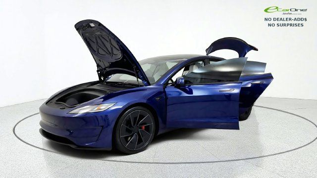 Used 2025 Tesla Model 3 Performance AWD/4WD image 13