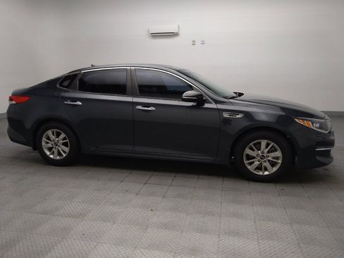 Used 2016 Kia Optima LX FWD image 11