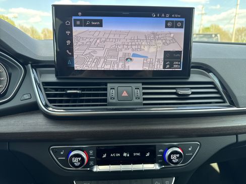 Used 2024 Audi Q5 2.0T Premium Plus w/ Premium Plus Package image 12