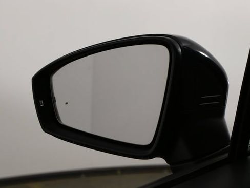 Used 2023 Volkswagen Tiguan S FWD image 32