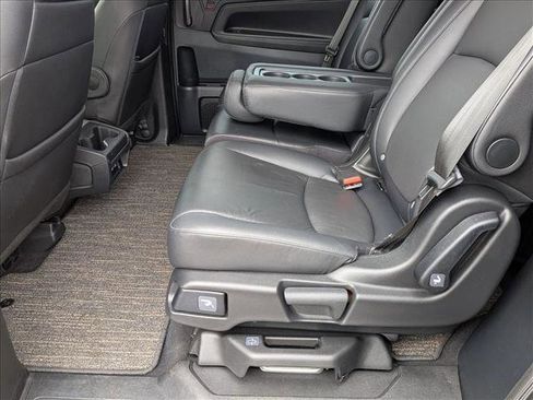 Used 2023 Honda Odyssey Touring image 20