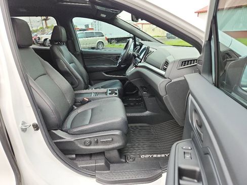 Used 2023 Honda Odyssey Sport image 41
