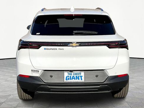 New 2026 Chevrolet Equinox EV LT w/ LPO, All-Weather Mat Package AWD/4WD image 4