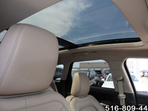 Used 2022 Lincoln Corsair Reserve w/ Equipment Group 201A image 28