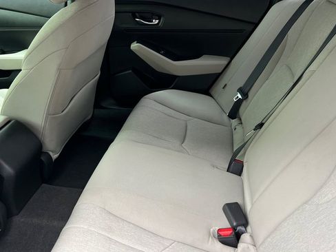 Used 2024 Honda Accord LX image 12