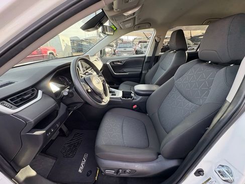 Used 2023 Toyota RAV4 XLE image 12
