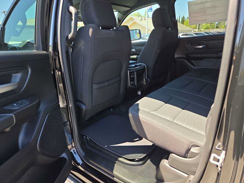 New 2026 RAM 1500 Express AWD/4WD image 20