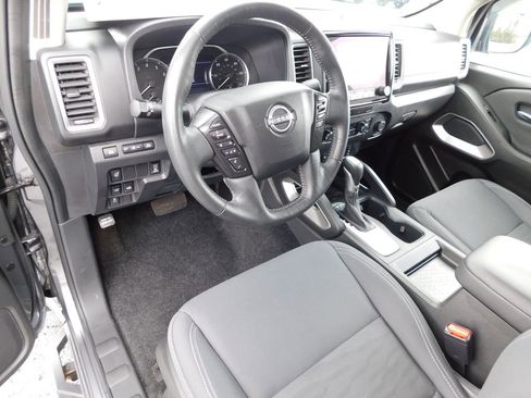 Used 2023 Nissan Frontier SV w/ SV Convenience Package image 20