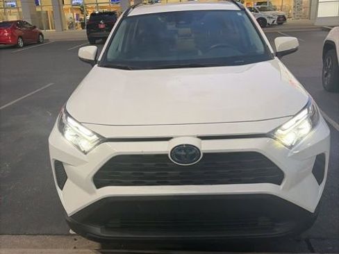 Used 2024 Toyota RAV4 XLE AWD/4WD image 3