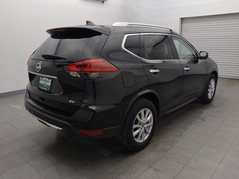 Used 2019 Nissan Rogue SV image 9