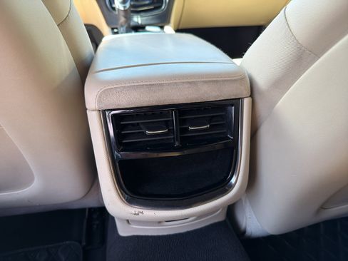 Used 2018 Cadillac CTS Luxury image 11