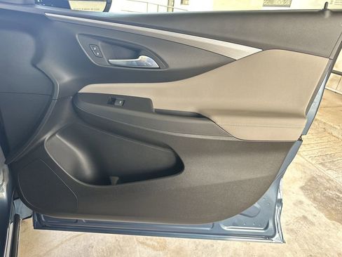 New 2026 Buick Envista Avenir image 37