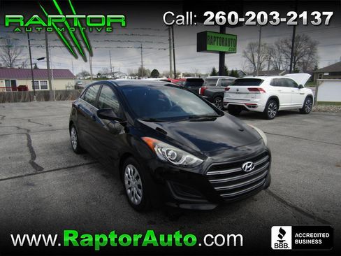 Used 2016 Hyundai Elantra GT image 1