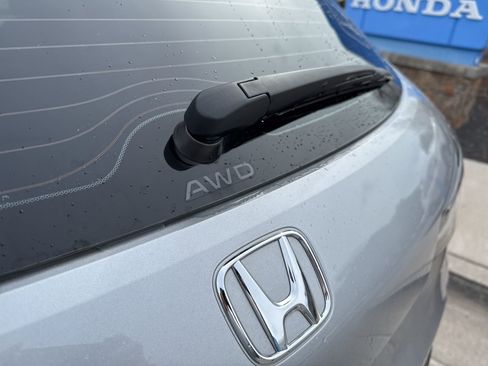 Used 2023 Honda HR-V LX image 7