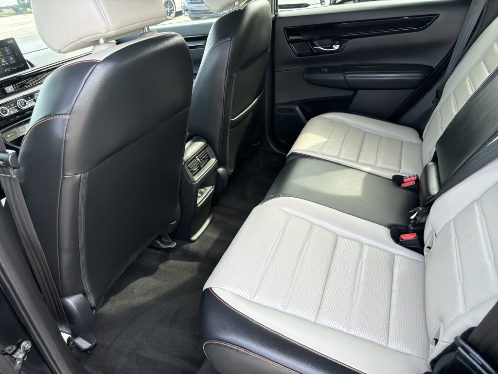 Used 2024 Honda CR-V Sport Touring image 13