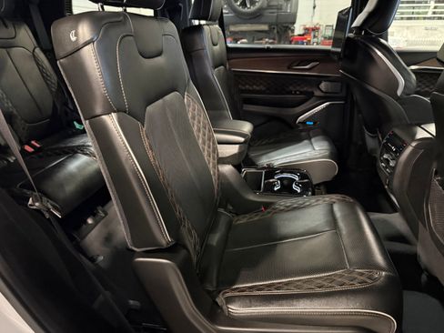 Used 2023 Jeep Grand Cherokee L Summit w/ Advanced Protech Group IV image 13