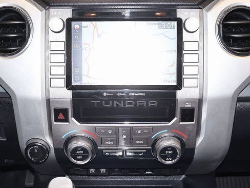 Used 2021 Toyota Tundra Platinum image 31