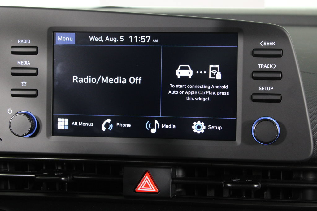 Certified 2026 Hyundai Elantra Sport FWD image 9