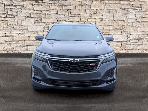 Used 2022 Chevrolet Equinox RS w/ Infotainment Package image 2
