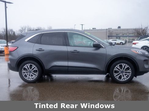Used 2022 Ford Escape SEL image 2